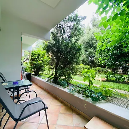 Ferrum House Ханиоти