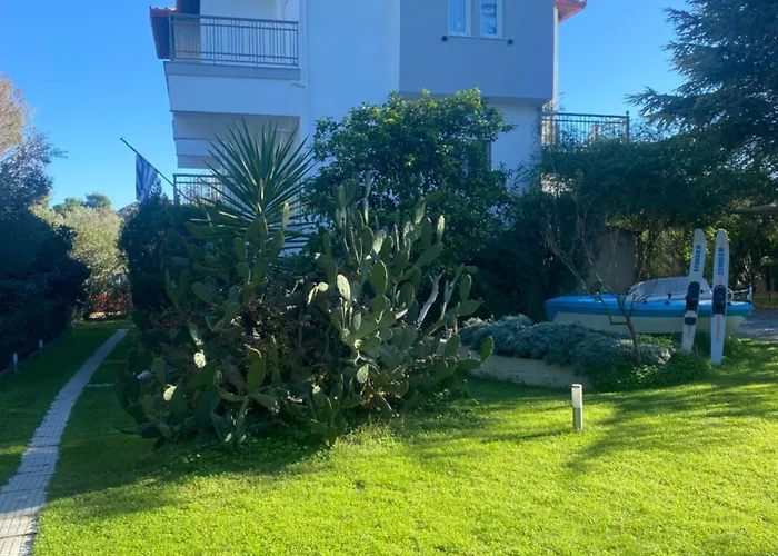 Ferrum House Hanioti